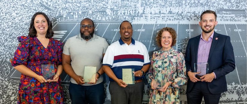 Division award recipient group picture
