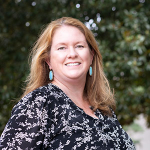 Head and shoulders photo of Kate Bernheisel